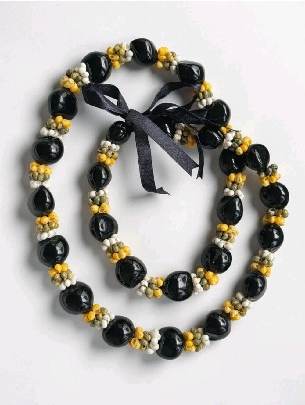 Hawaiian Kukui Nut Lei Necklace Black Beads Small Shells Cluster Ribbon Tie 38”